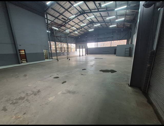 3,000M² WAREHOUSE TO LET IN BENROSE